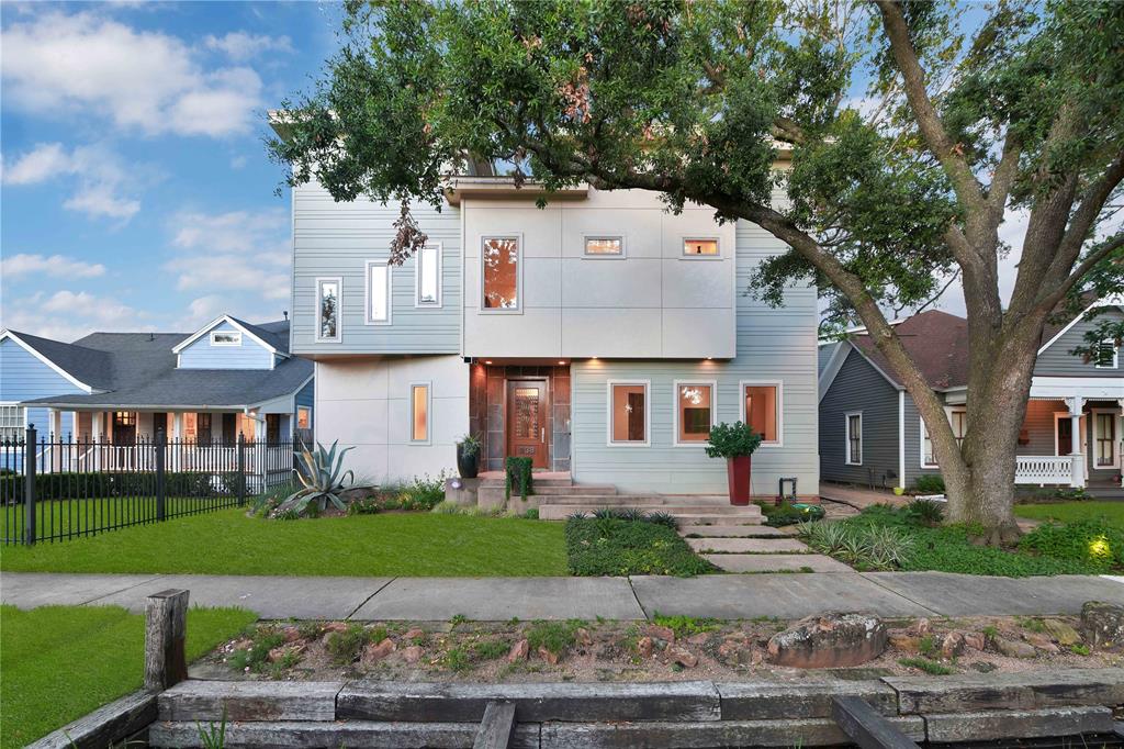 538 Arlington Street