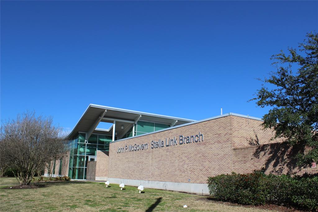 4043 Blue Bonnet Boulevard