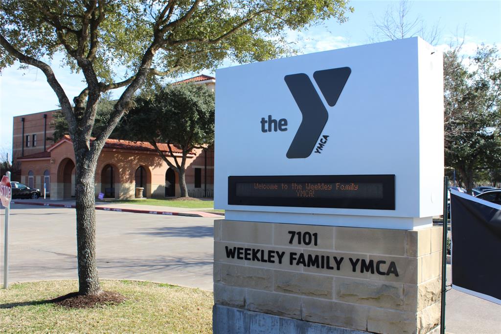 4043 Blue Bonnet Boulevard