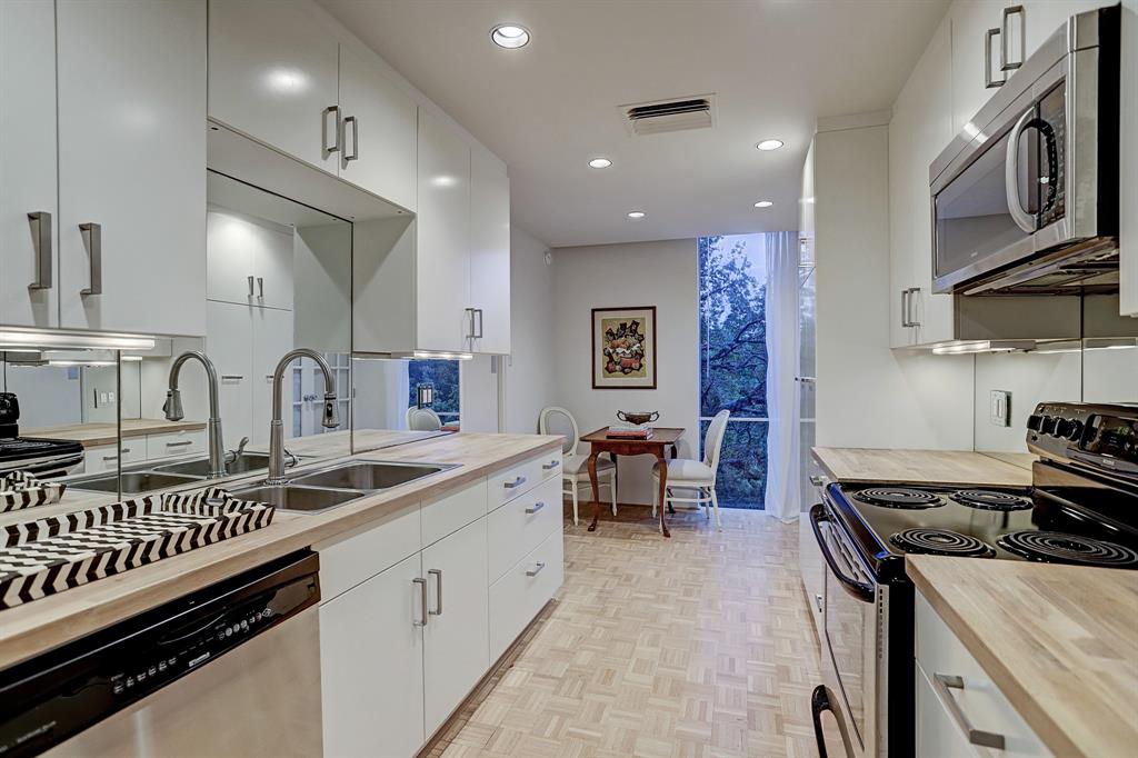 3711 San Felipe Street # 3B