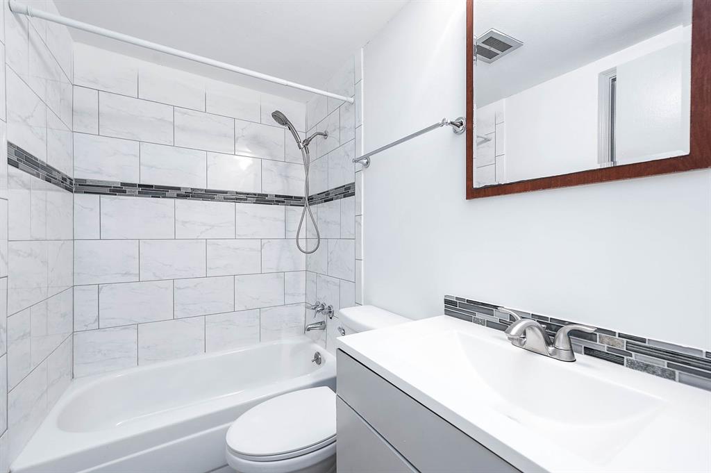 14703 Barryknoll Lane # 17