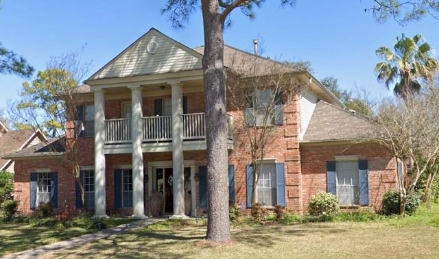1411 W Brooklake Drive