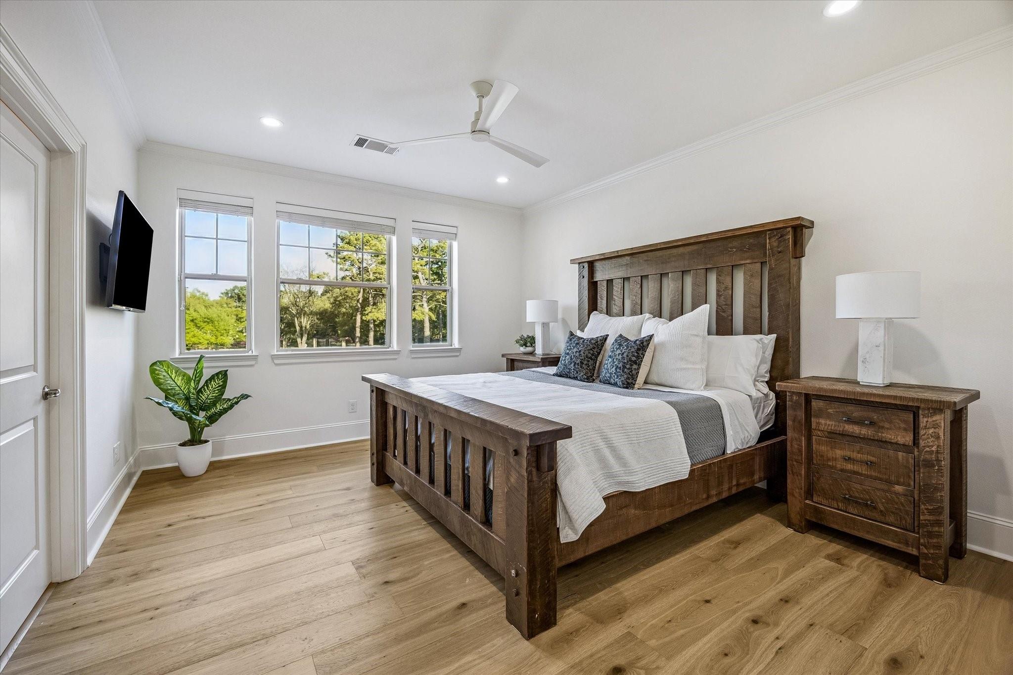 15 W Rivercrest Drive