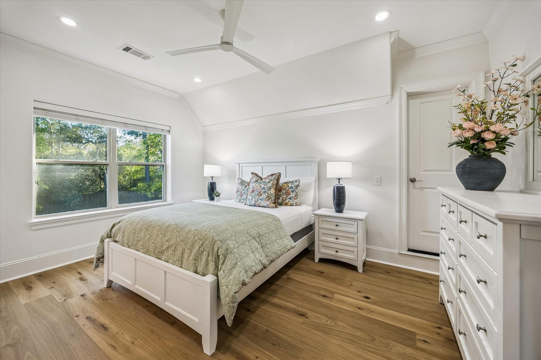 15 W Rivercrest Drive