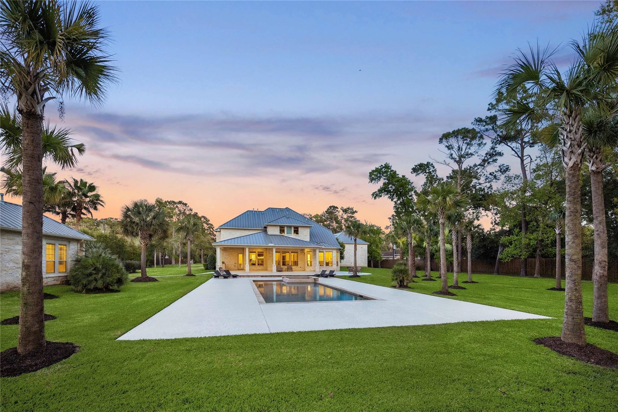 15 W Rivercrest Drive