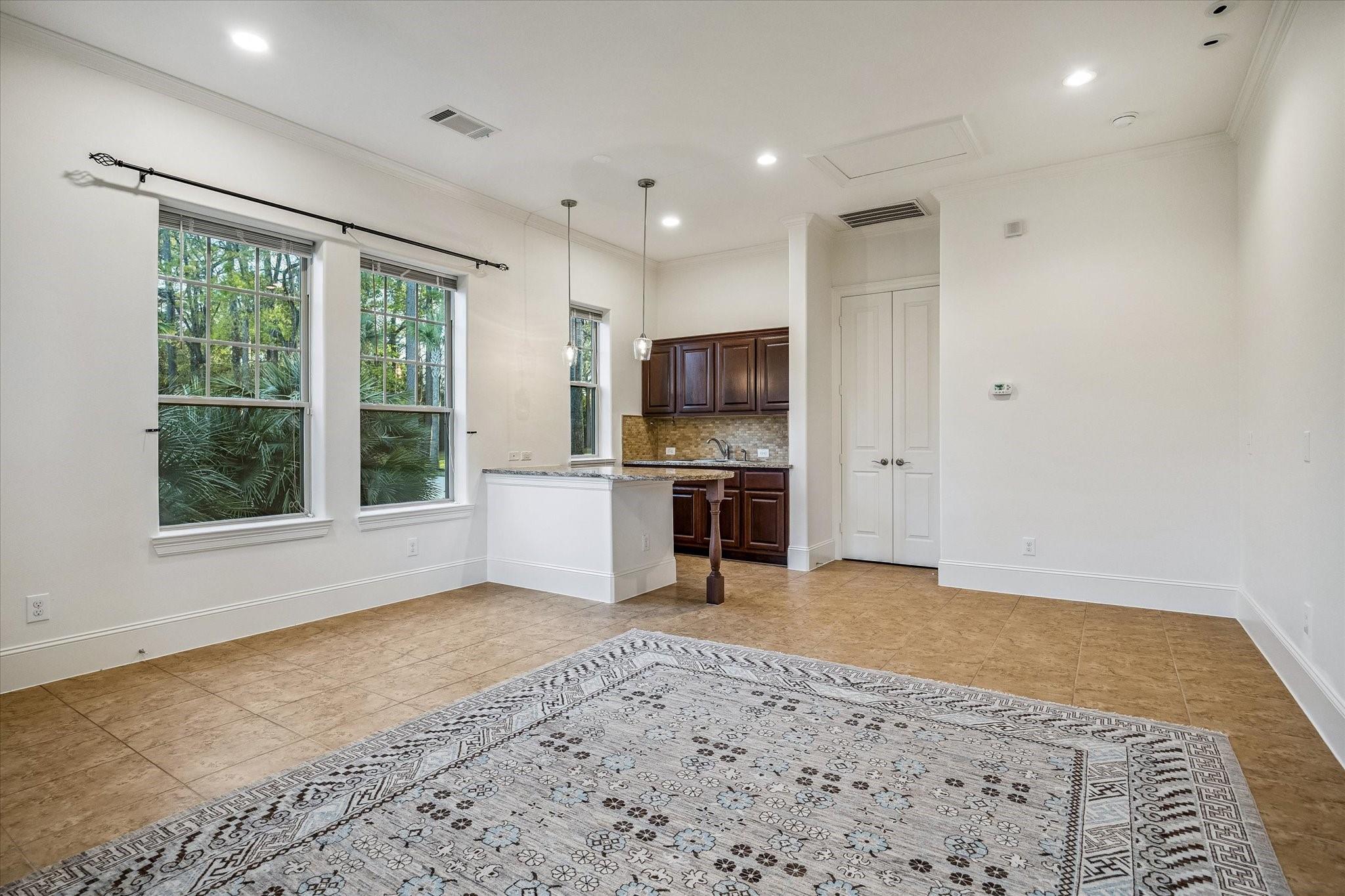 15 W Rivercrest Drive