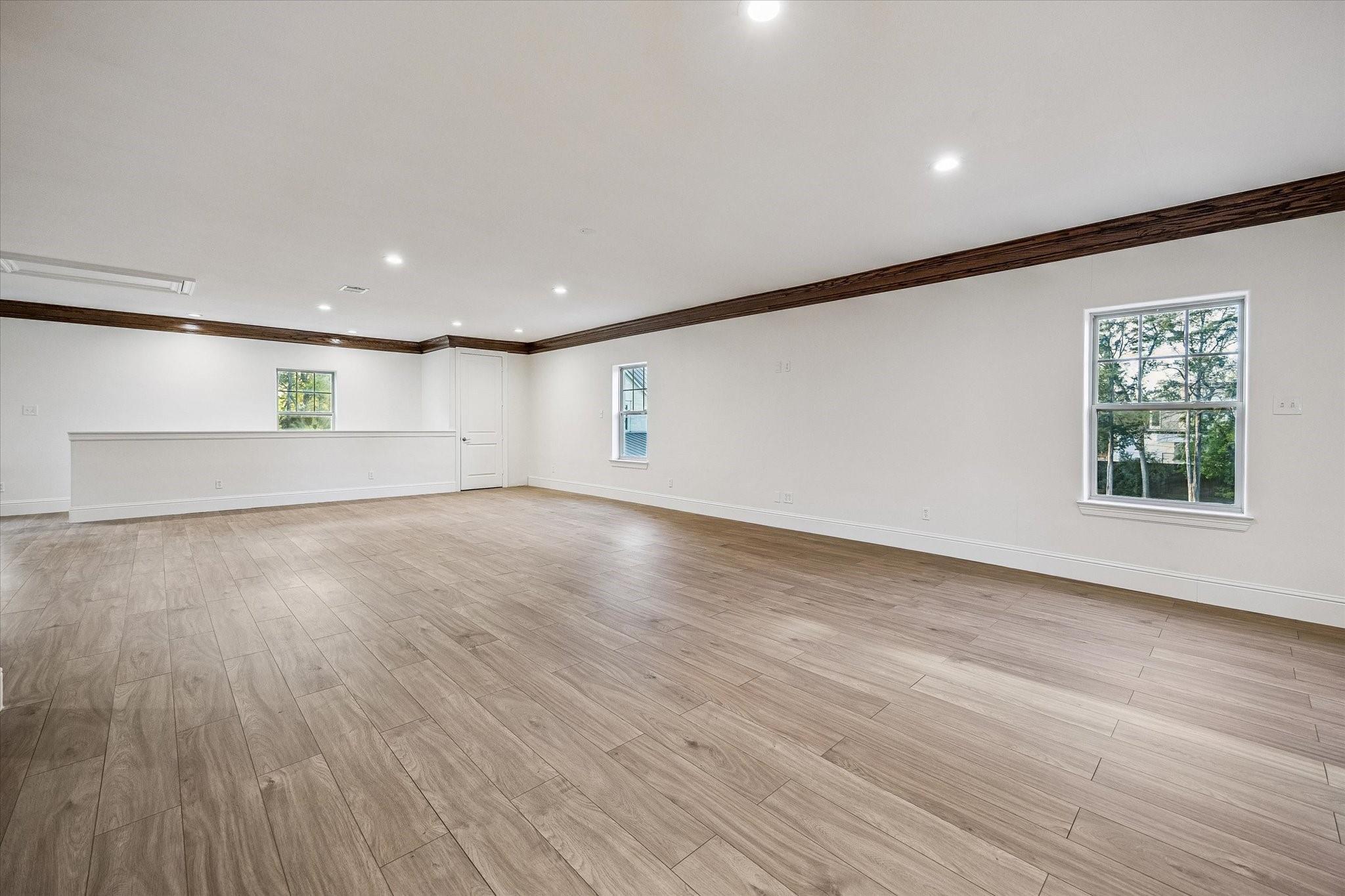 15 W Rivercrest Drive