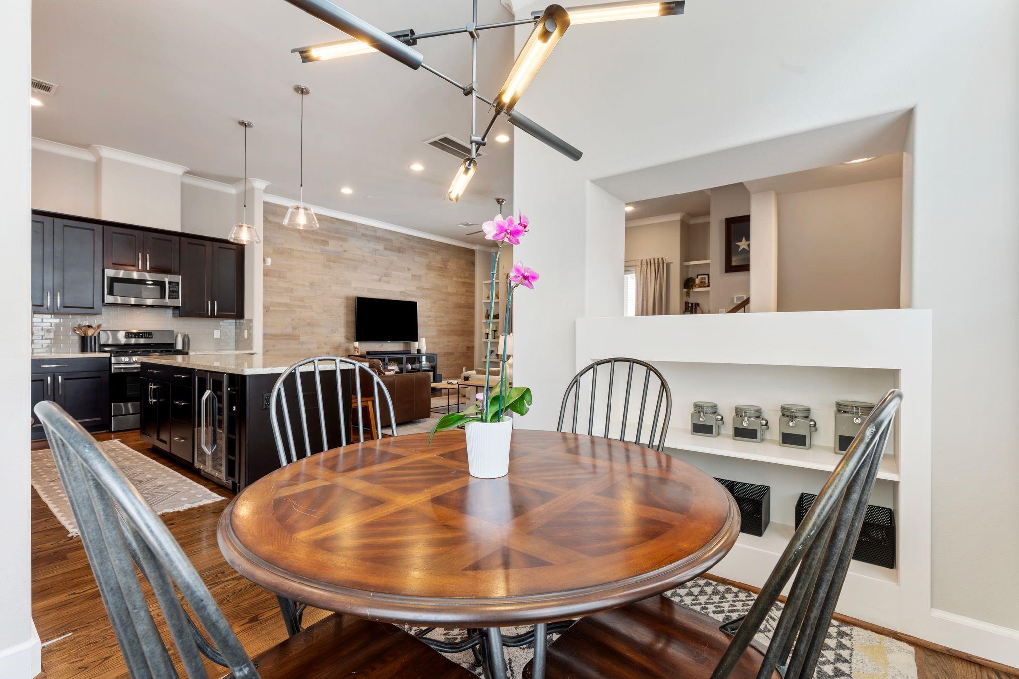 951 W 23rd Street