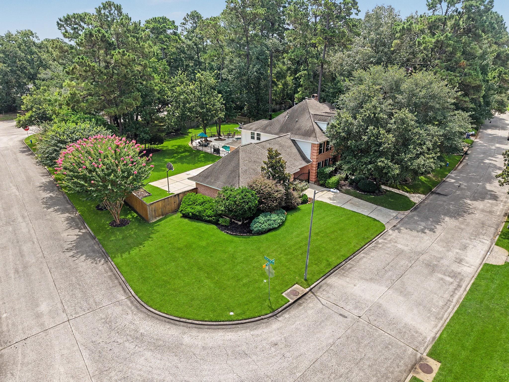 1726 Chestnut Grove Lane