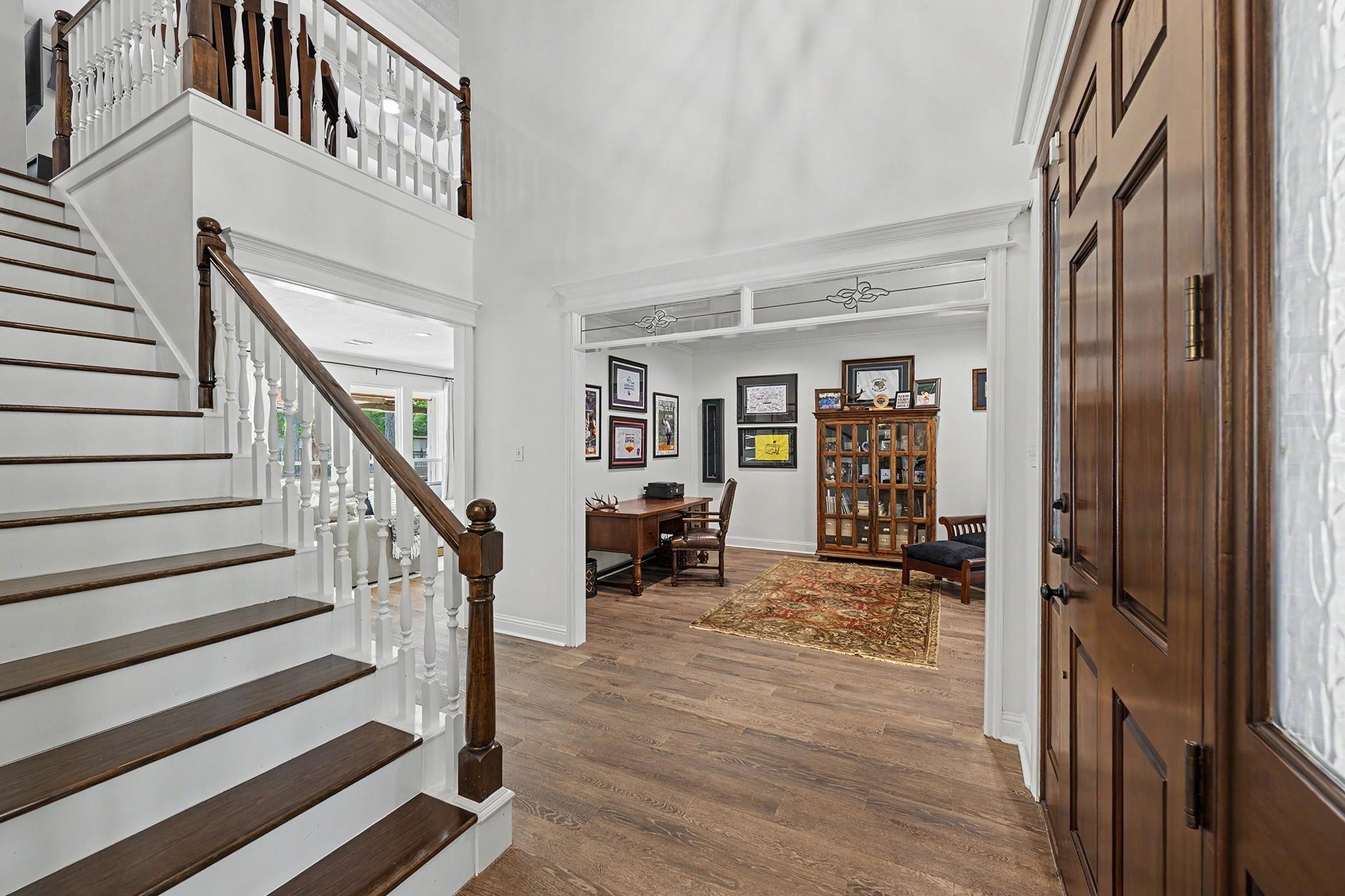 1726 Chestnut Grove Lane