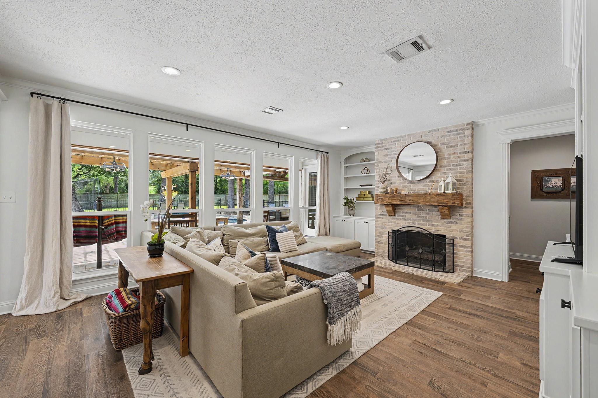 1726 Chestnut Grove Lane