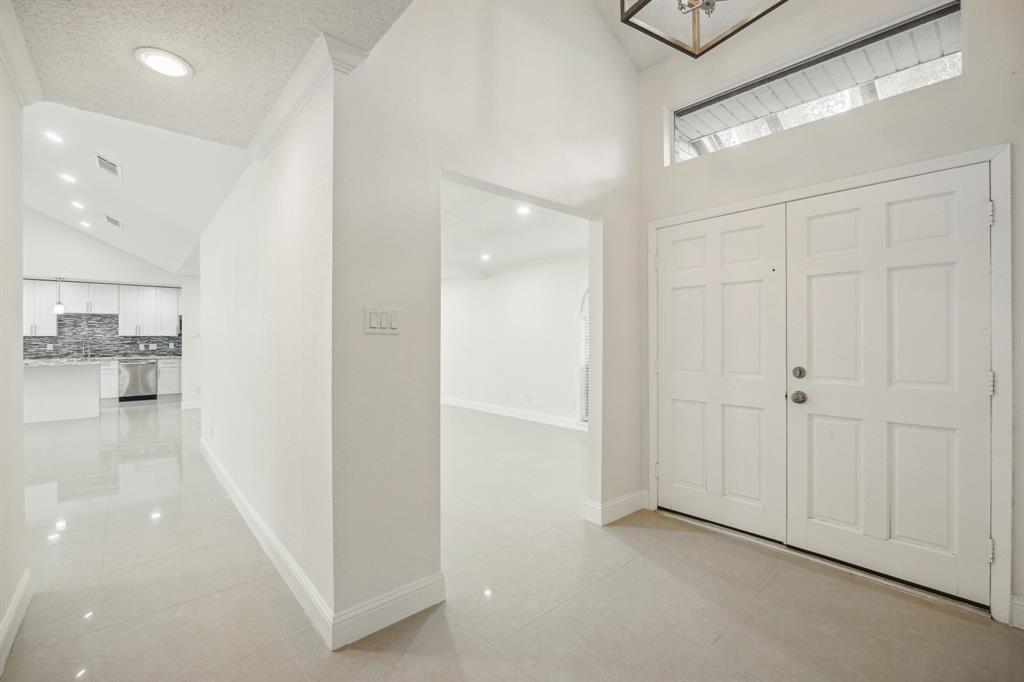 1117 Nantucket Drive