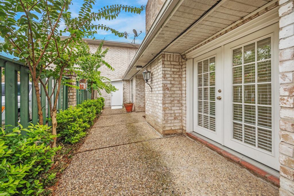 1117 Nantucket Drive