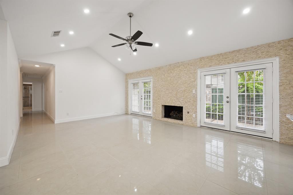 1117 Nantucket Drive