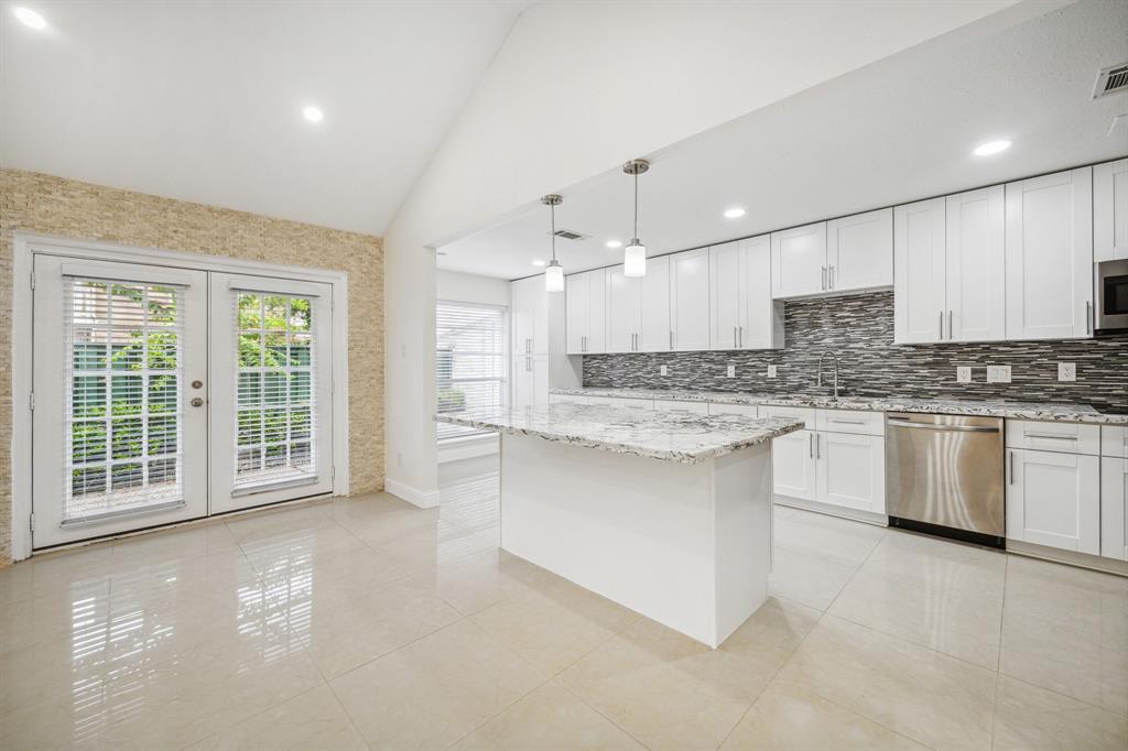 1117 Nantucket Drive