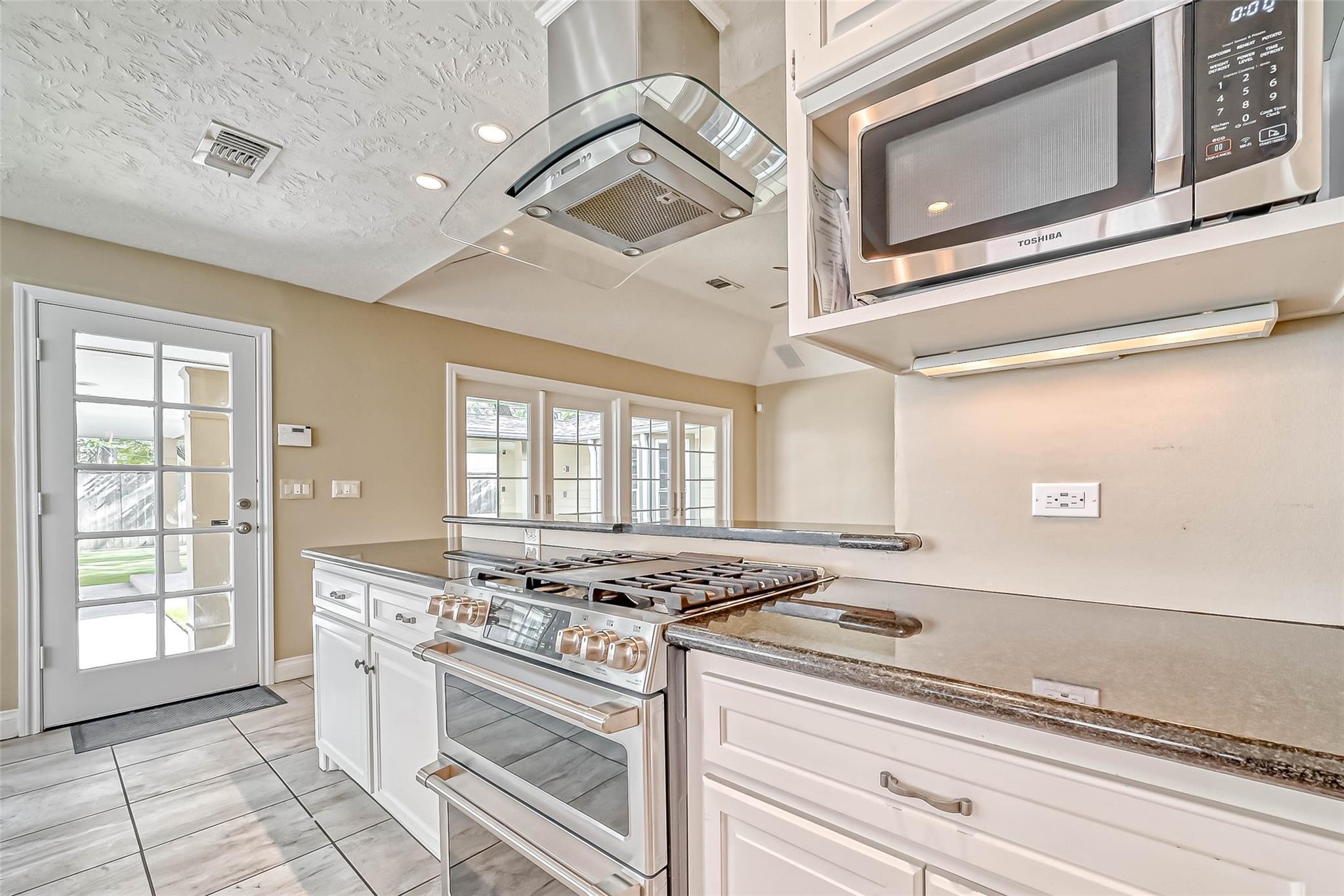 3710 Linkview Drive