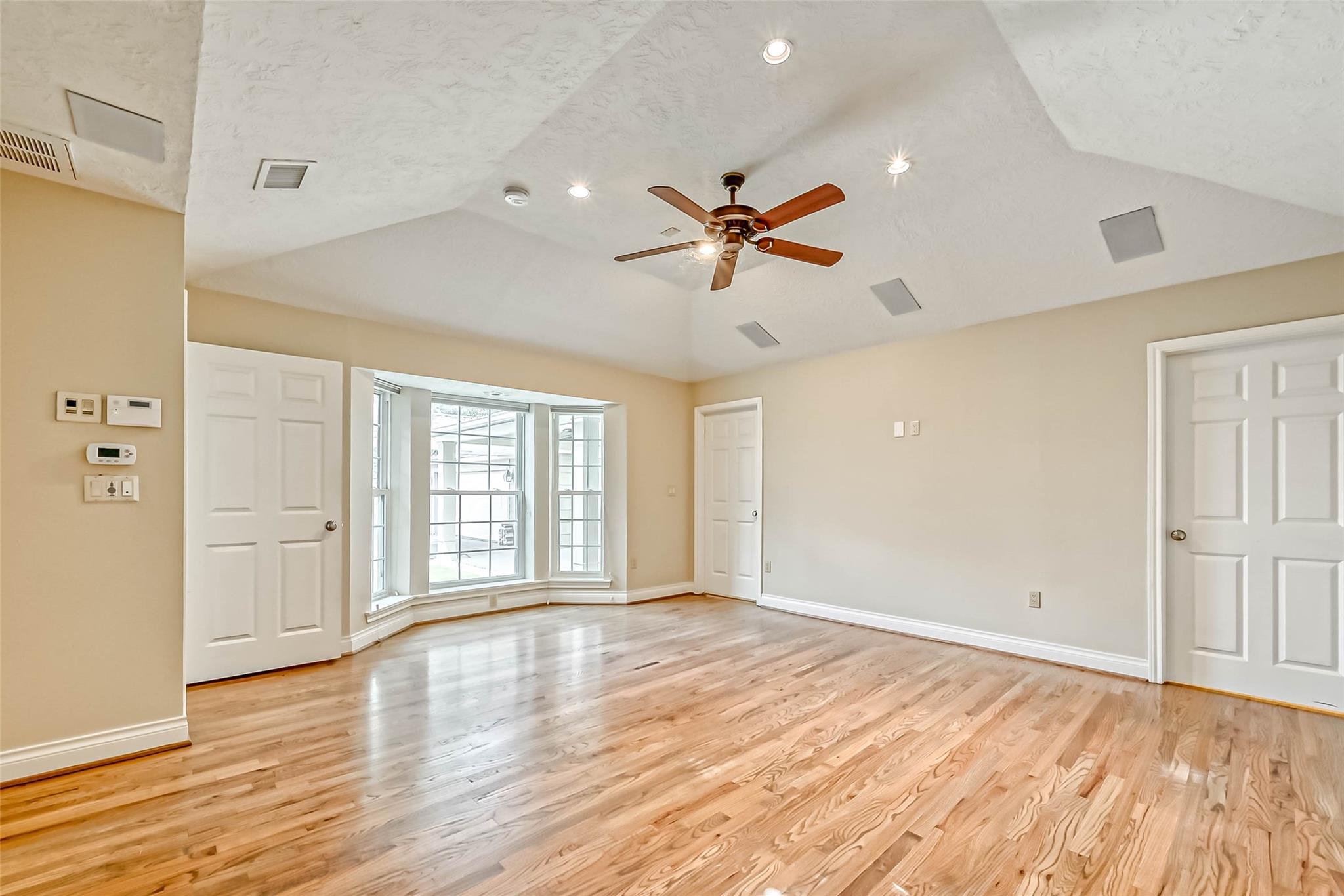 3710 Linkview Drive