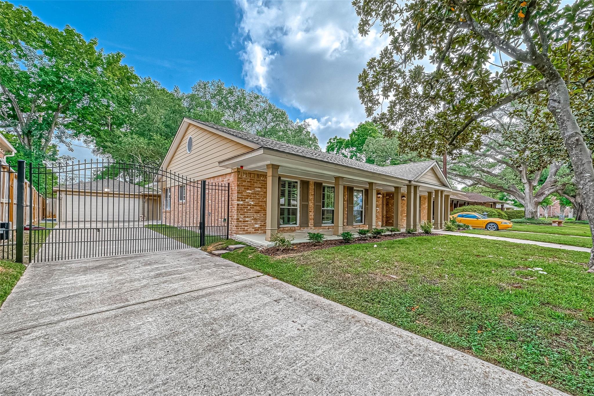 3710 Linkview Drive