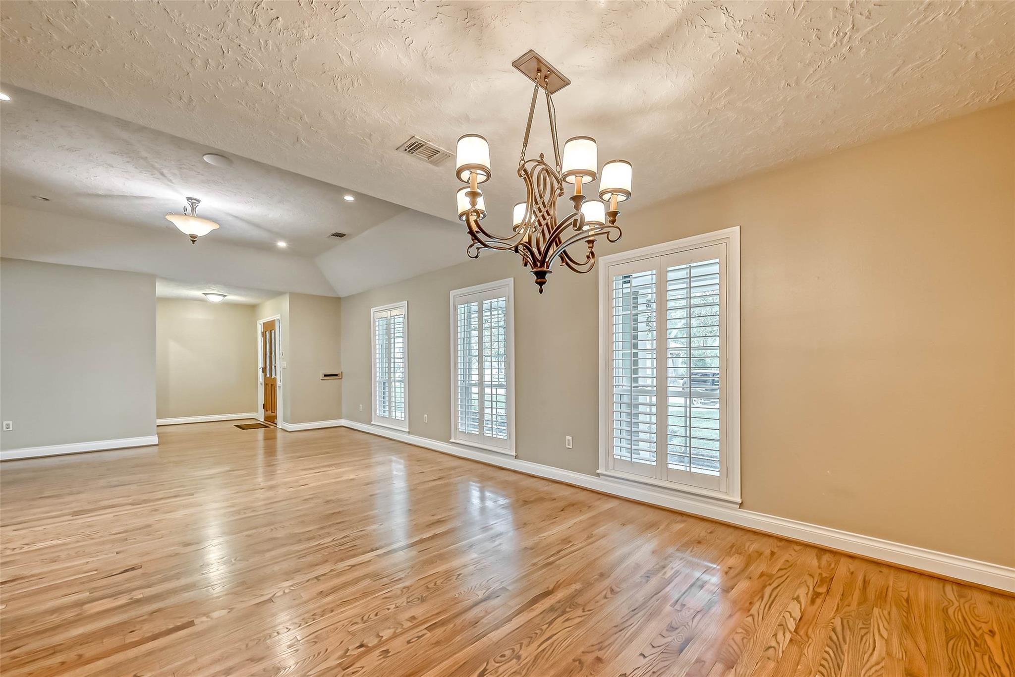 3710 Linkview Drive