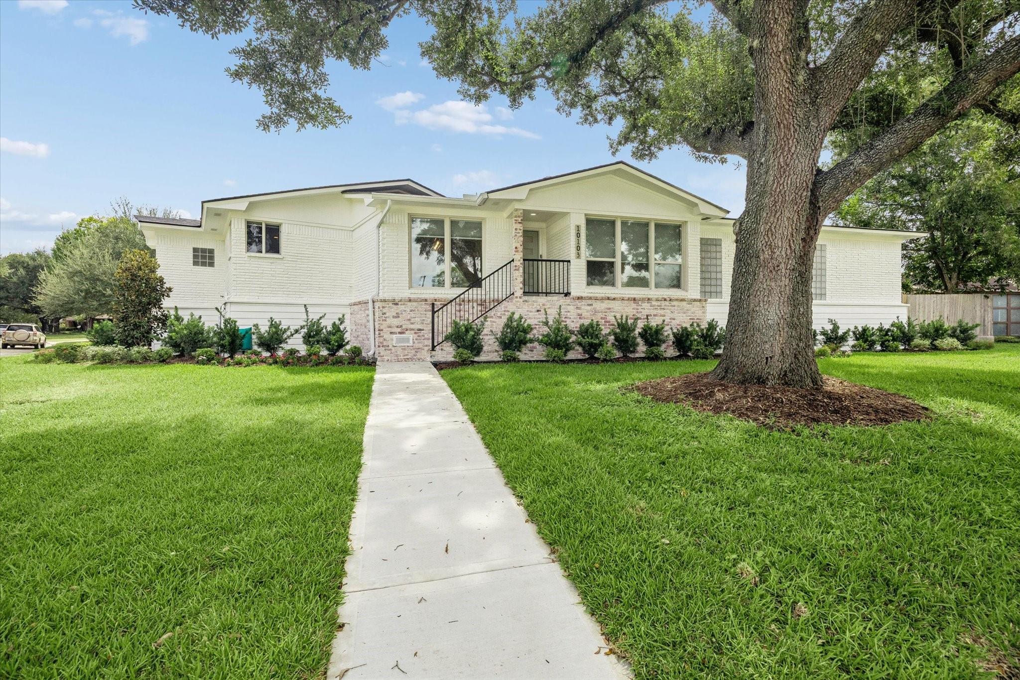 10103 Cliffwood Drive
