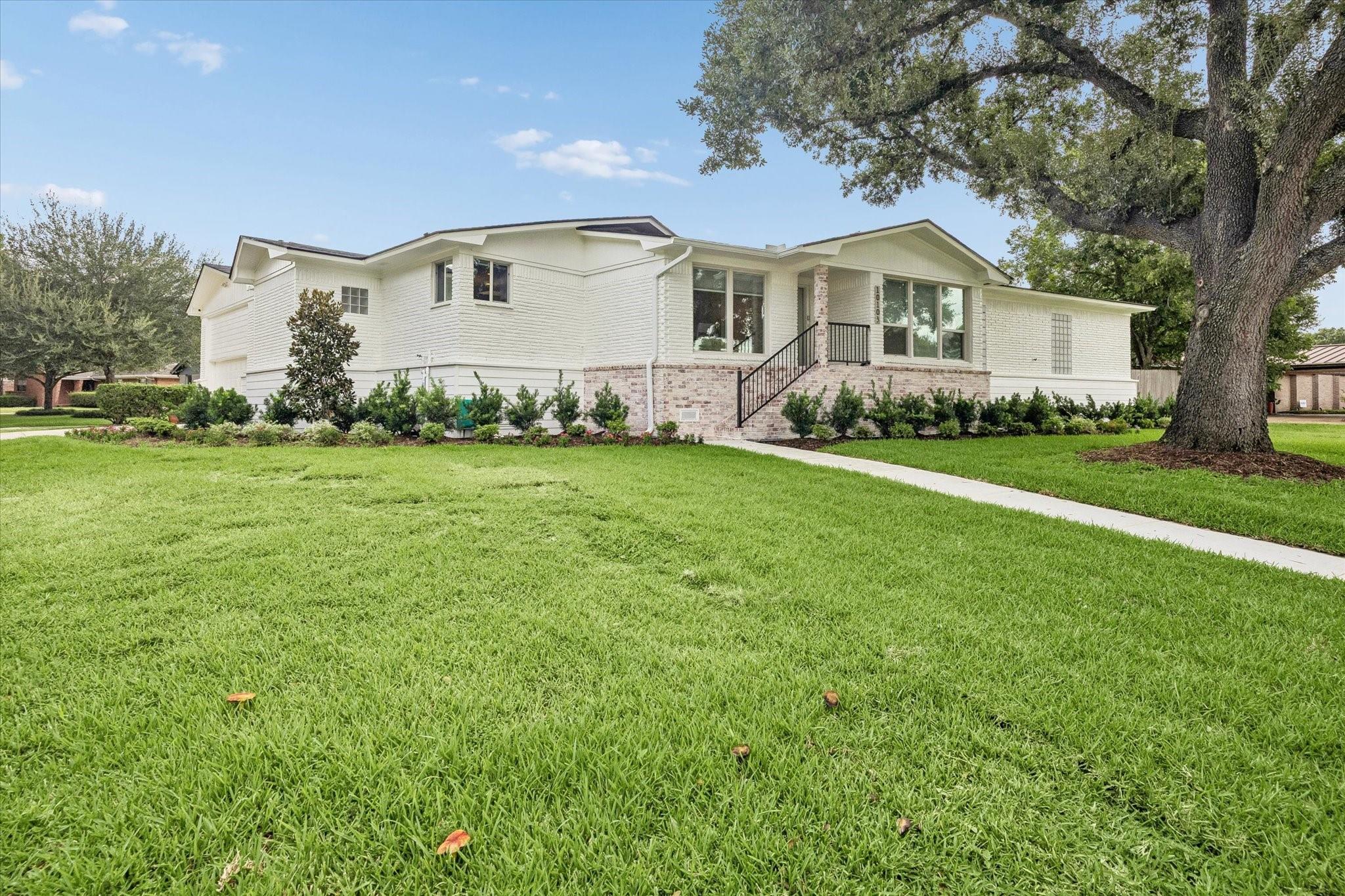 10103 Cliffwood Drive