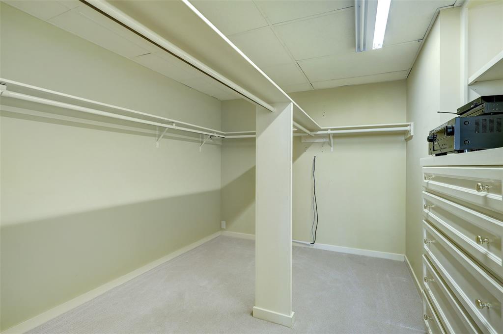 121 N Post Oak Lane # 503