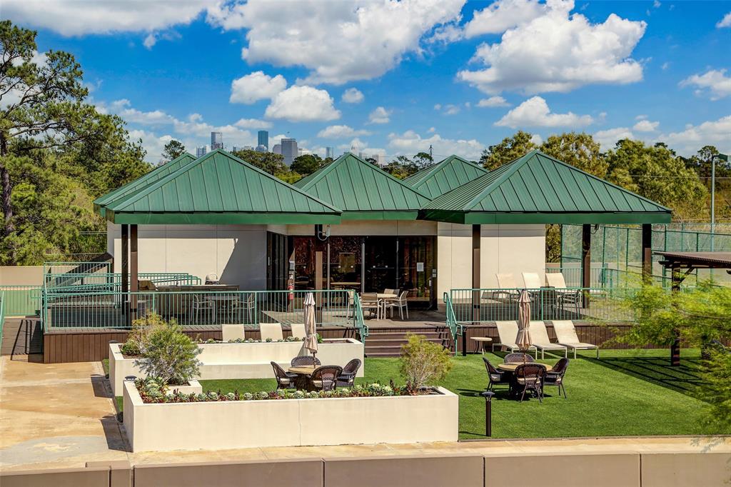 121 N Post Oak Lane # 503