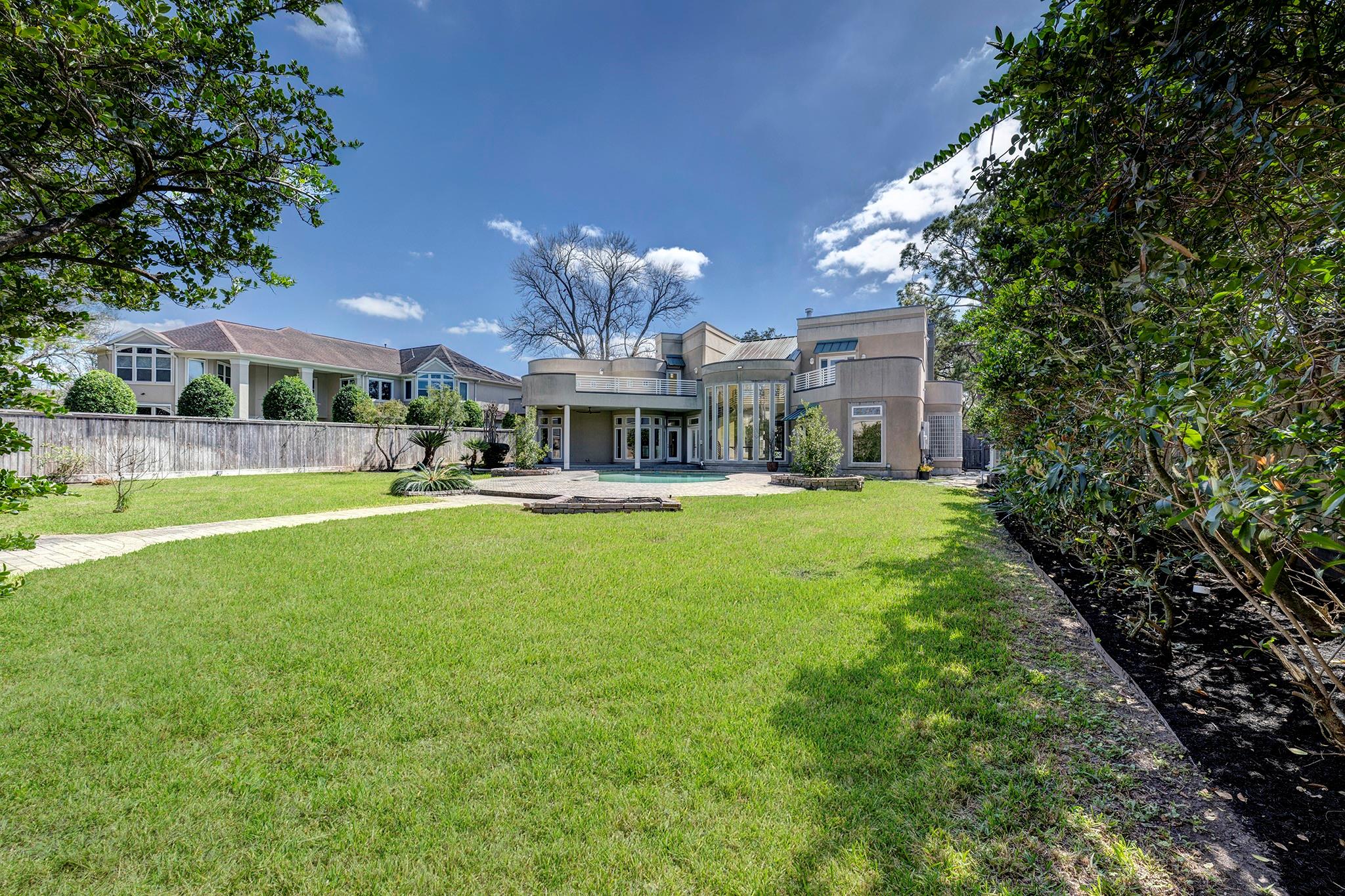 5304 Braeburn Drive