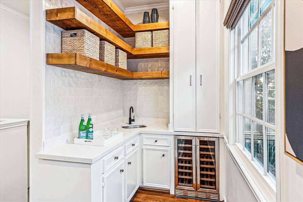 3612 Carnegie Street