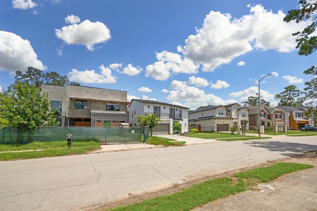 7315 Schiller Street