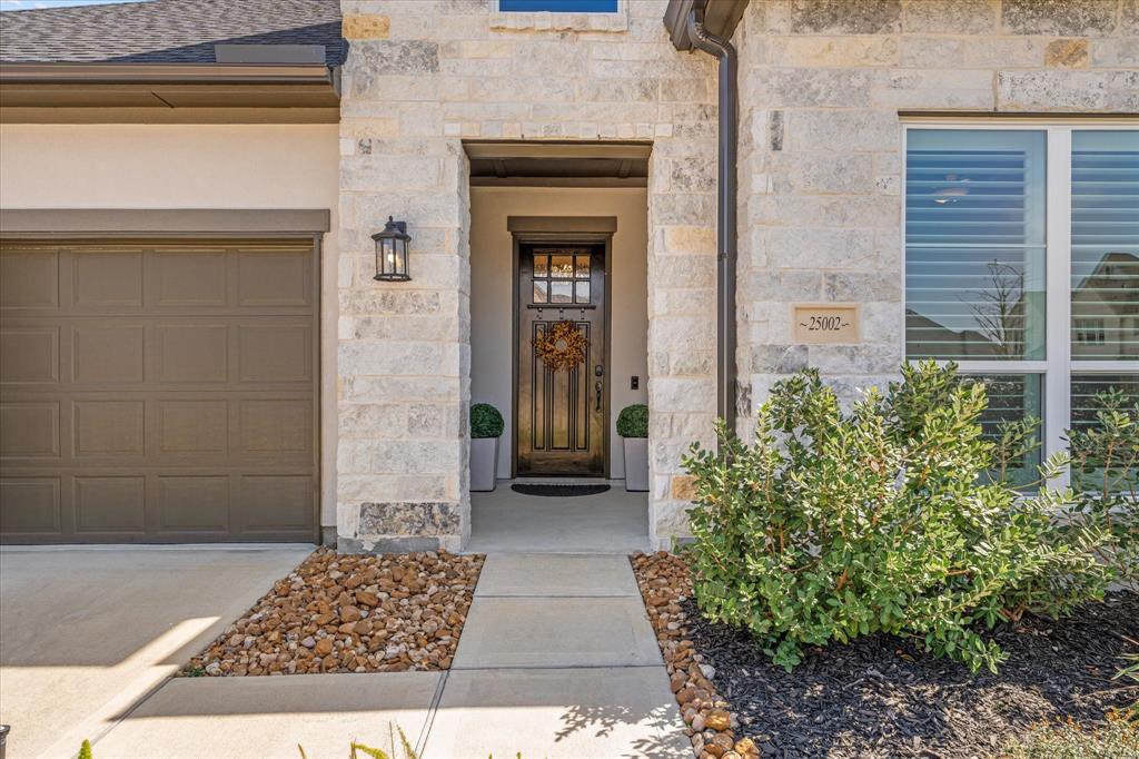 25002 Ryleigh Cove Circle