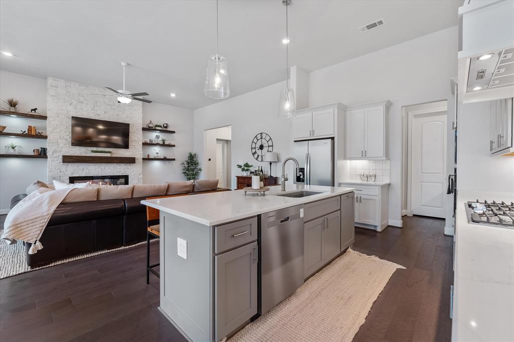 25002 Ryleigh Cove Circle