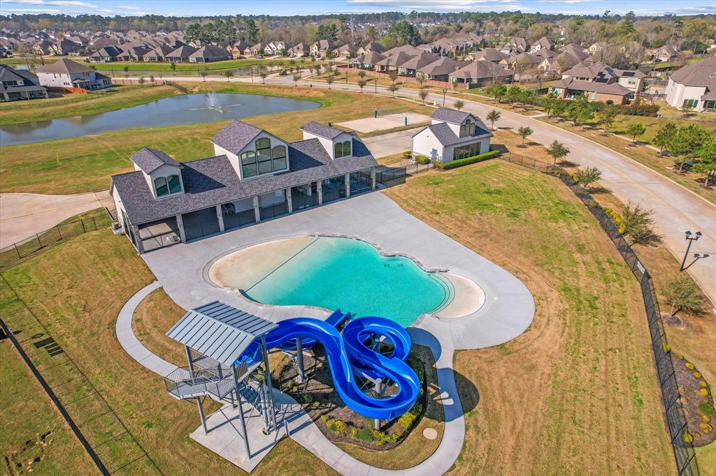 25002 Ryleigh Cove Circle