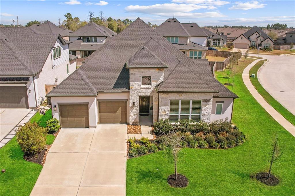 25002 Ryleigh Cove Circle