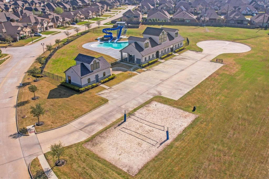 25002 Ryleigh Cove Circle