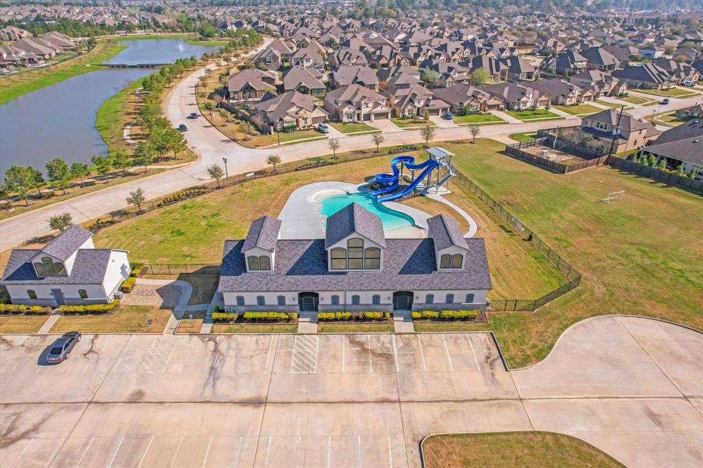 25002 Ryleigh Cove Circle