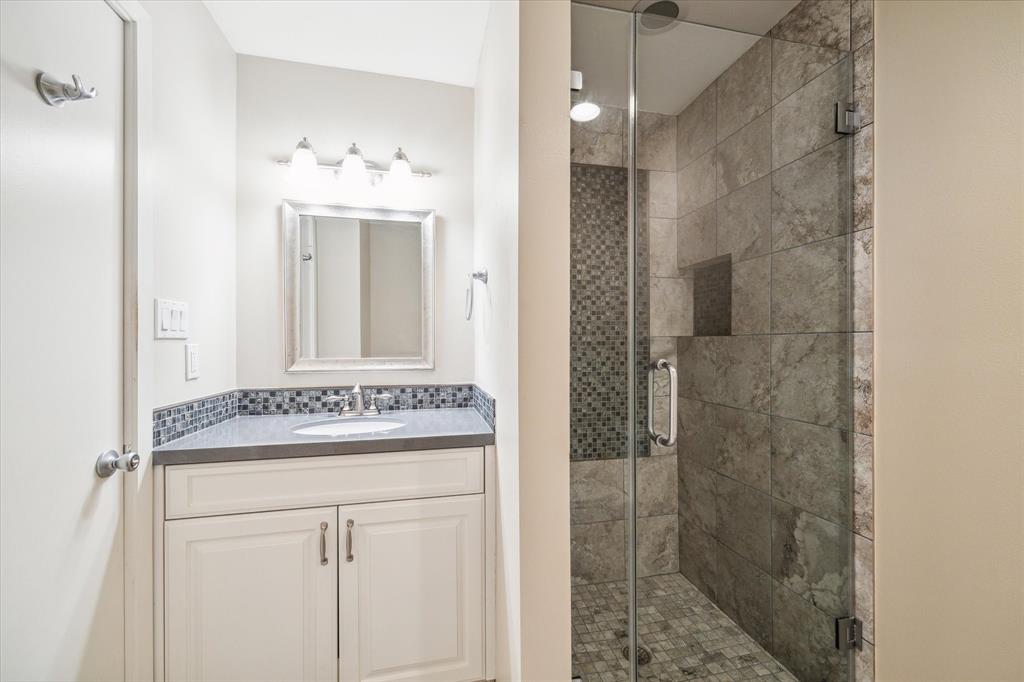 13162 Barryknoll Lane