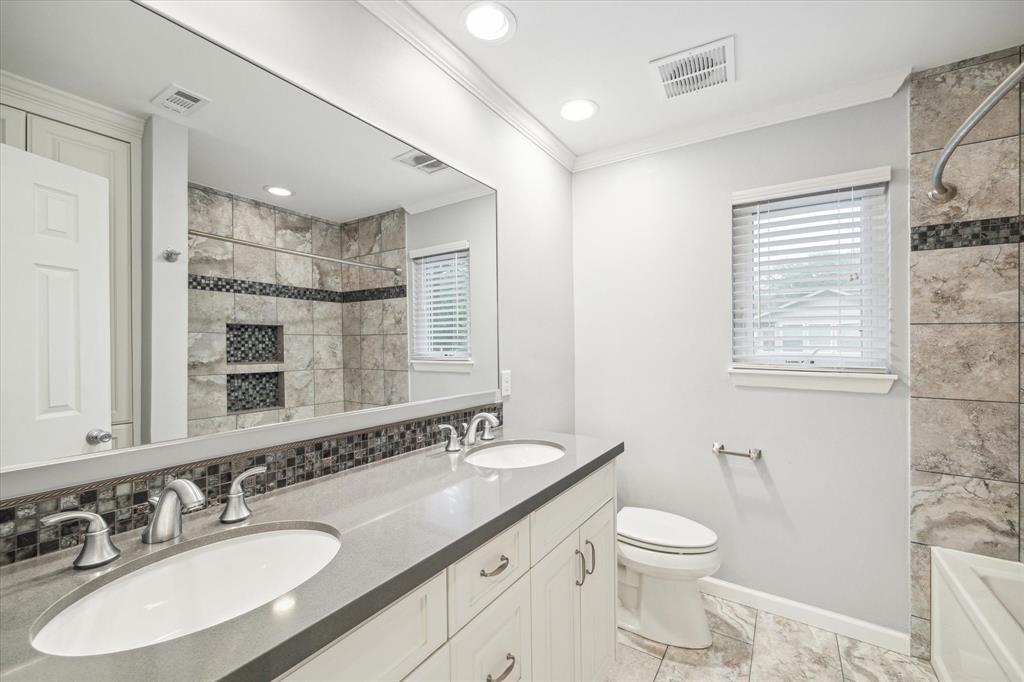 13162 Barryknoll Lane