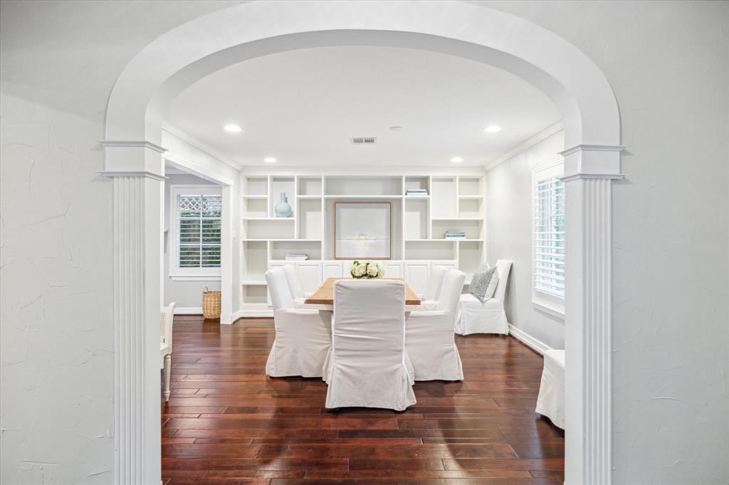 13162 Barryknoll Lane