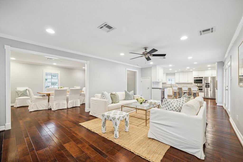 13162 Barryknoll Lane