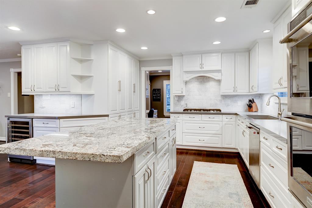 13162 Barryknoll Lane