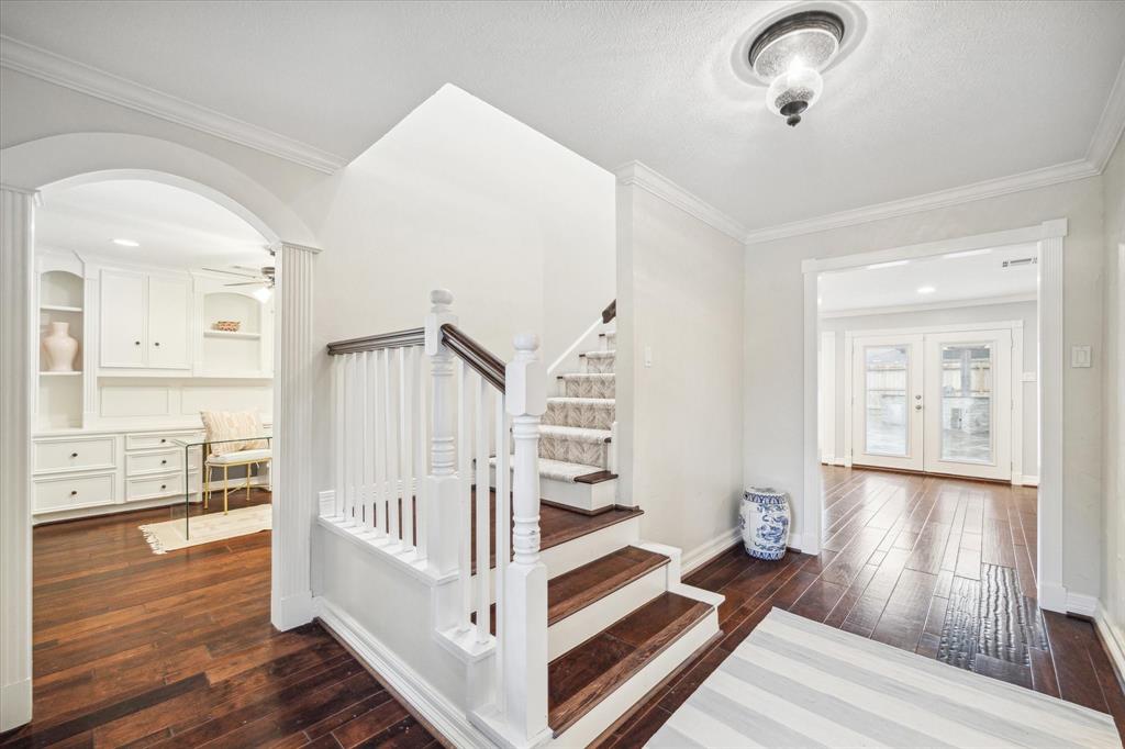 13162 Barryknoll Lane