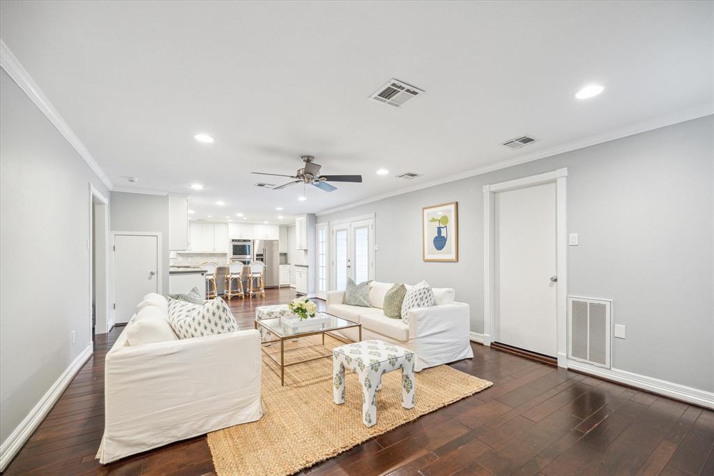 13162 Barryknoll Lane