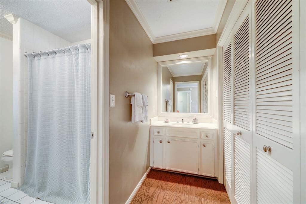 2527 Potomac Drive # A