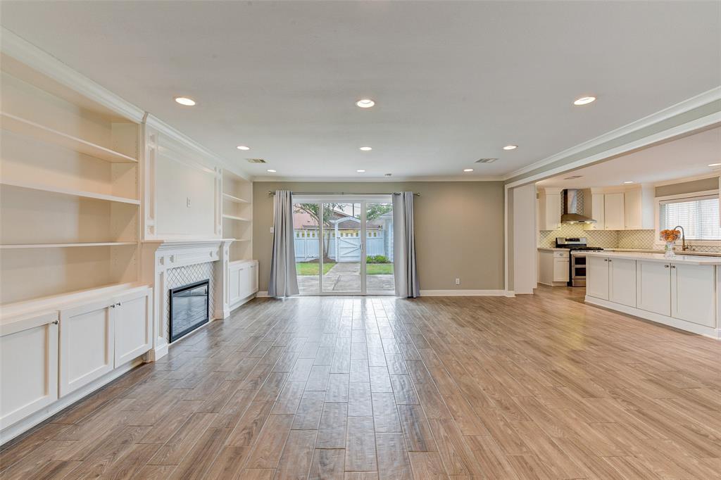 3803 Sun Valley Drive