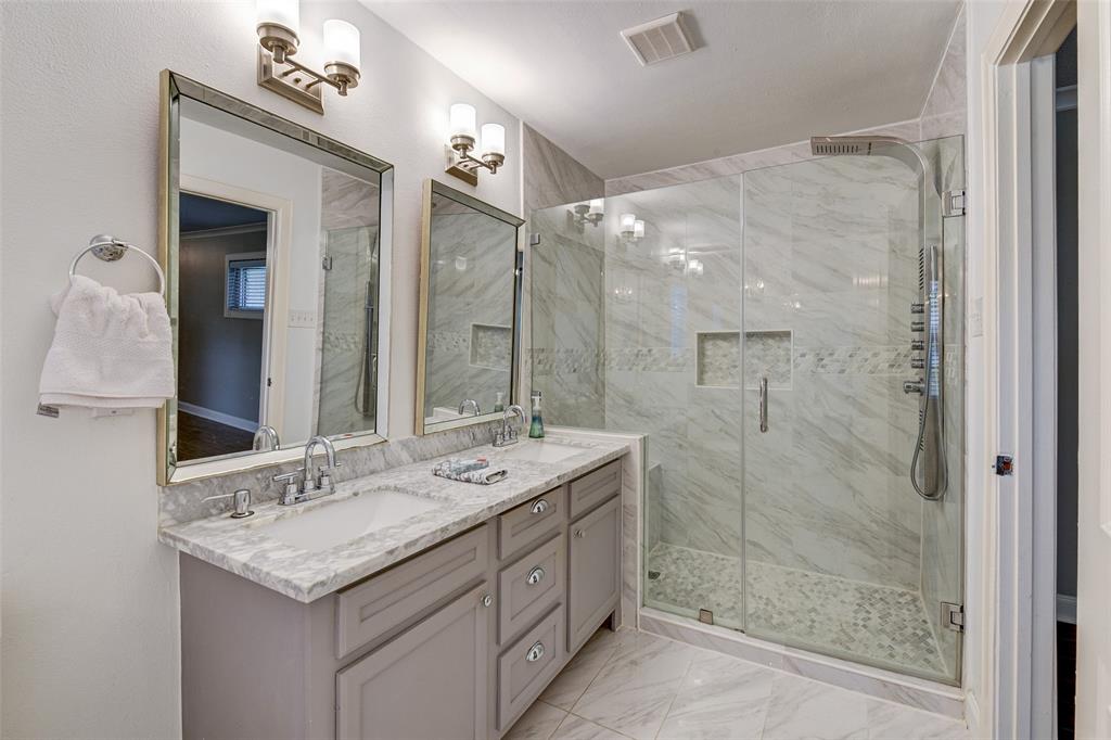 3803 Sun Valley Drive