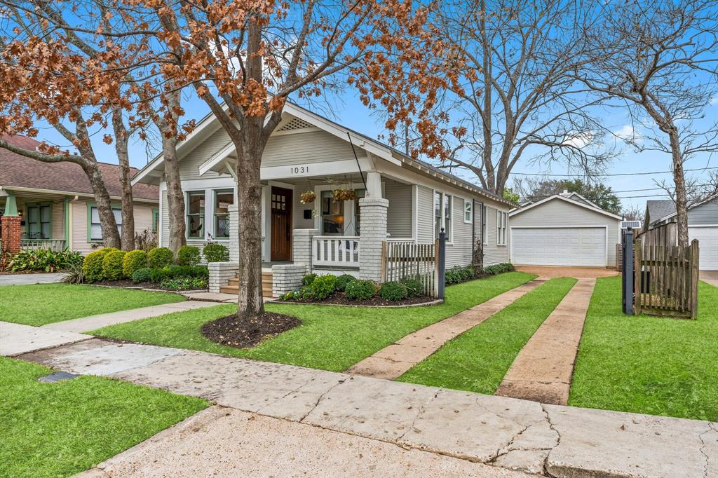 1031 Le Green Street