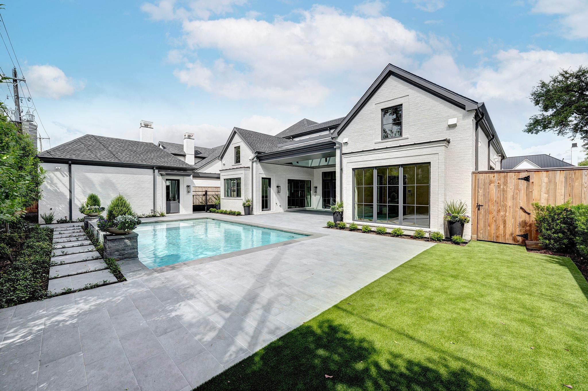 5455 Cedar Creek Drive