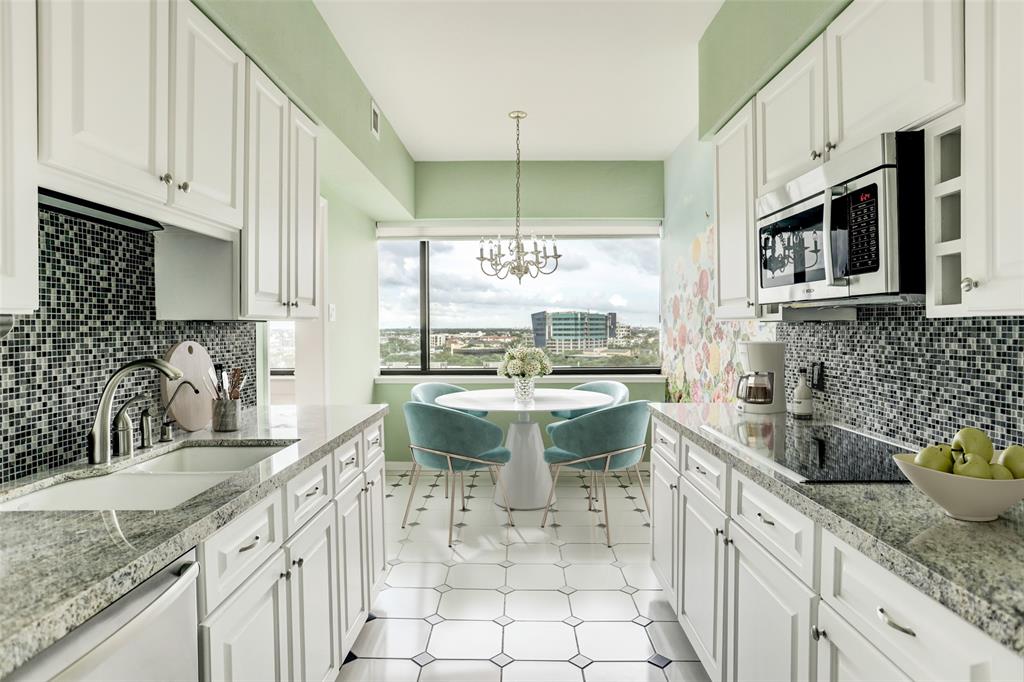 5000 Montrose Boulevard # 10G