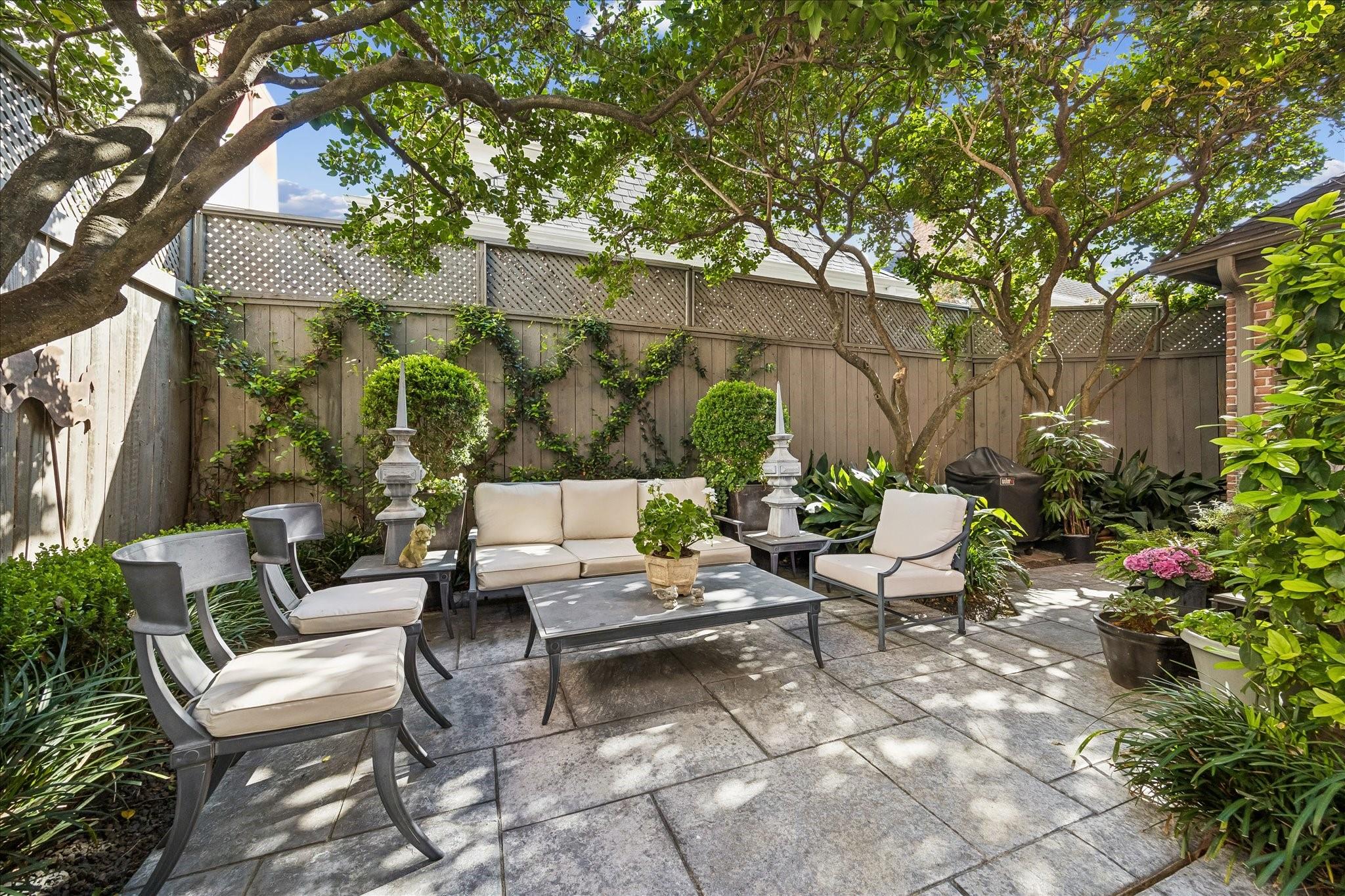 2627 Sutton Court